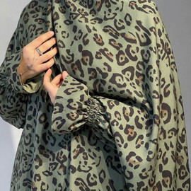 на оливковом photo_2026-04-06_12-44-00