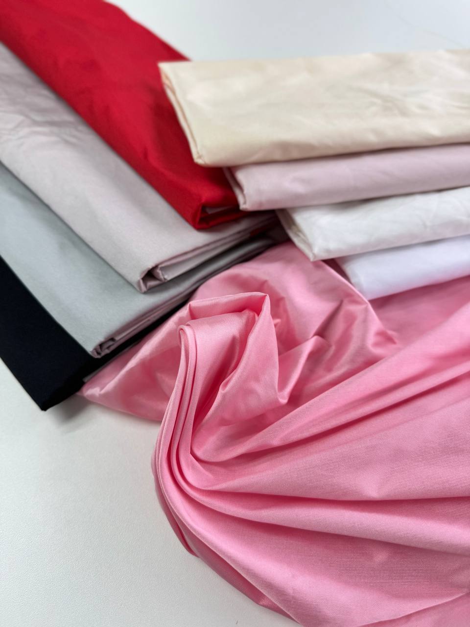 светло серый photo_2026-04-06_16-20-32