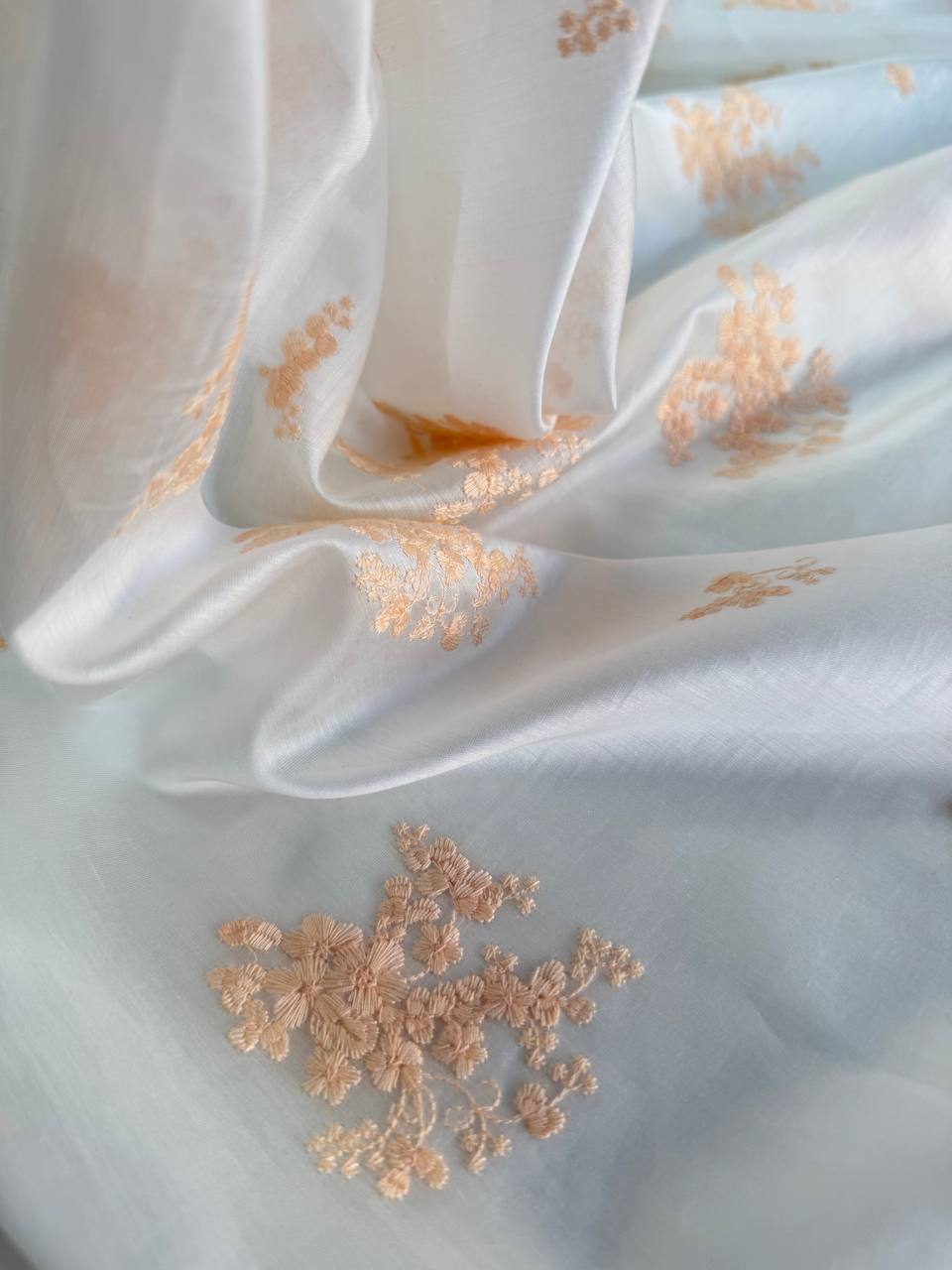 персик/крем photo_2026-04-13_11-53-46