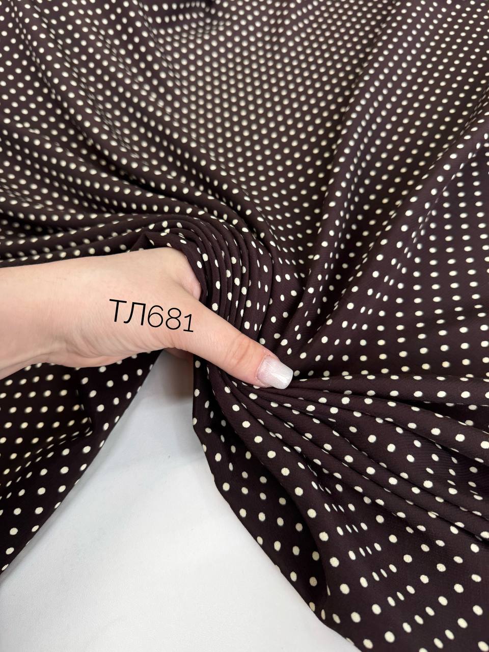 CAROLINE photo_2026-04-14_14-46-16 (2)