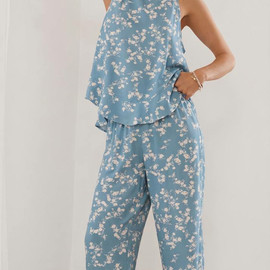 белые цветочки photo_2026-04-15_17-00-22