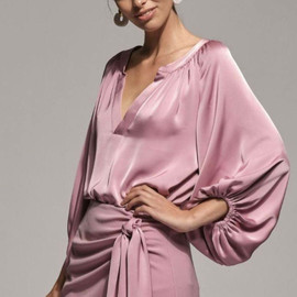 STELLA photo_2026-04-16_12-30-36