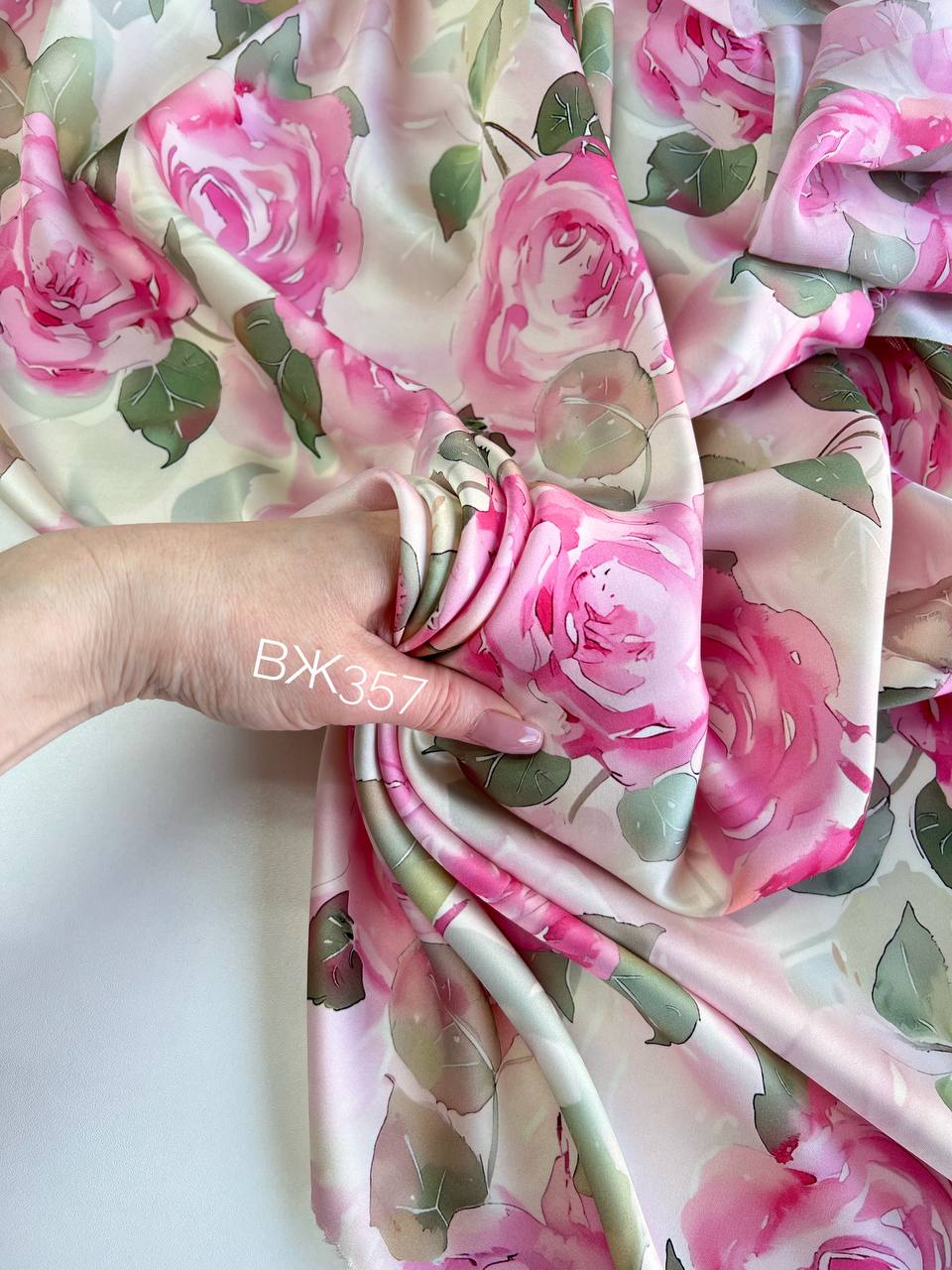 крупные акварельные бутоны photo_2026-03-13_19-29-52