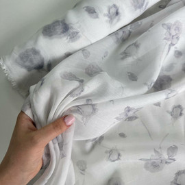 серые бутоны photo_2026-04-29_17-11-03