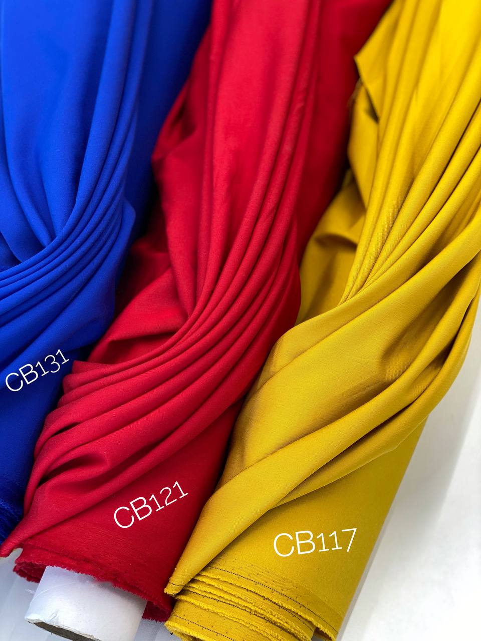 Голубой cf0af7df-7e7d-4876-819a-faf86c910684