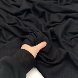 Чёрный