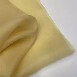 Золотистый
