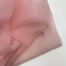 Розовый