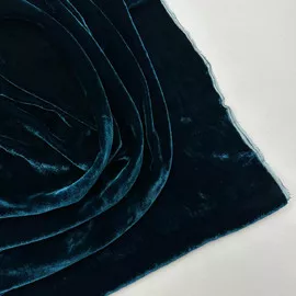 Темная бирюза