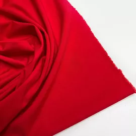 Ярко красный