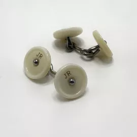 224
