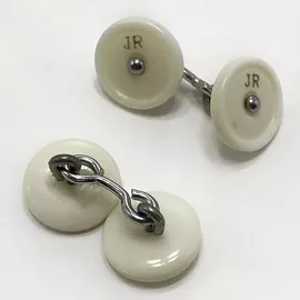 2242