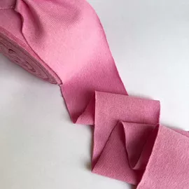 Розовый