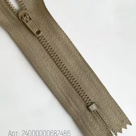 Холодный Бежевый