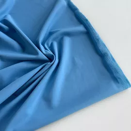 небесно-голубой
