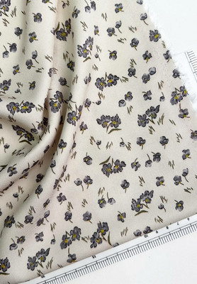 Вискоза SAKURA серые цветочки Каталог тканей