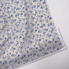 синий на айвори