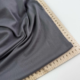 тёмно серый