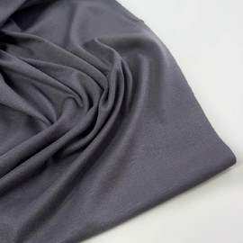 тёмно серый