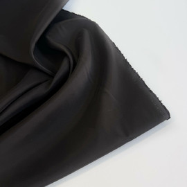 чёрнокоричневый